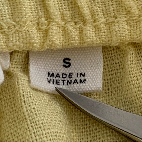 Gap Linen Blend Shorts Womens Small Elastic Waist Drawcord Pockets butter yellow - Picture 4 of 10